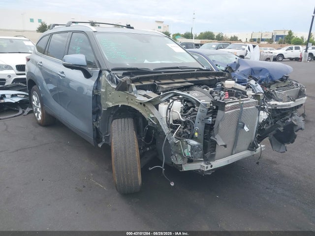 5TDKDRAH4RS548437 Toyota t24a-fts