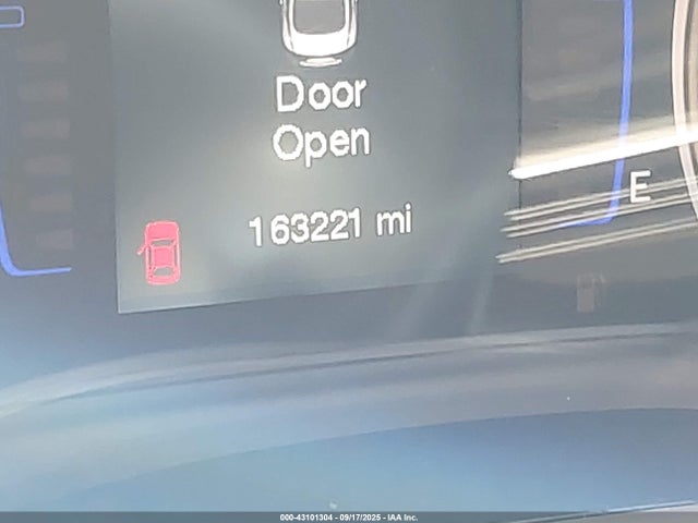 Chrysler 200 2015 1C3CCCAB5FN678037 Image 7