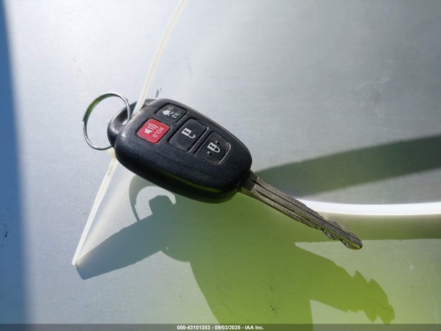 Toyota 2zr-fe 2019 2T1BURHE2KC165316 Image 11