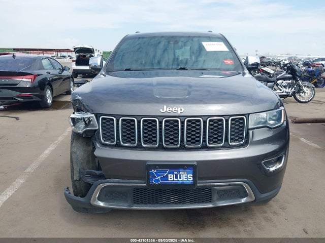 1C4RJFBG3JC505743 Jeep Grand Cherokee