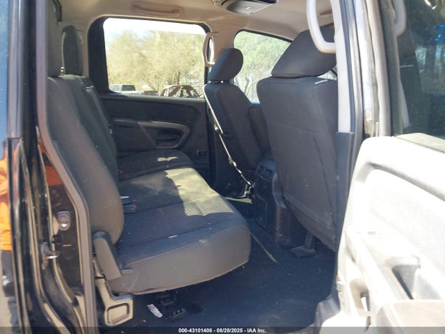 1N6AA0ED8FN509128 Nissan 2015
