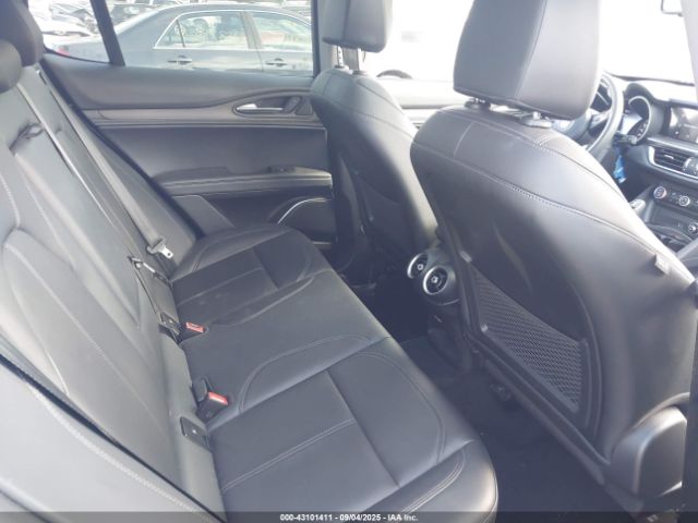 2021 ALFA ROMEO STELVIO ZASPAKBNXM7D15294 Photo 7