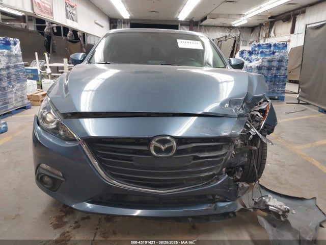 3MZBM1M79GM326202 Mazda pe