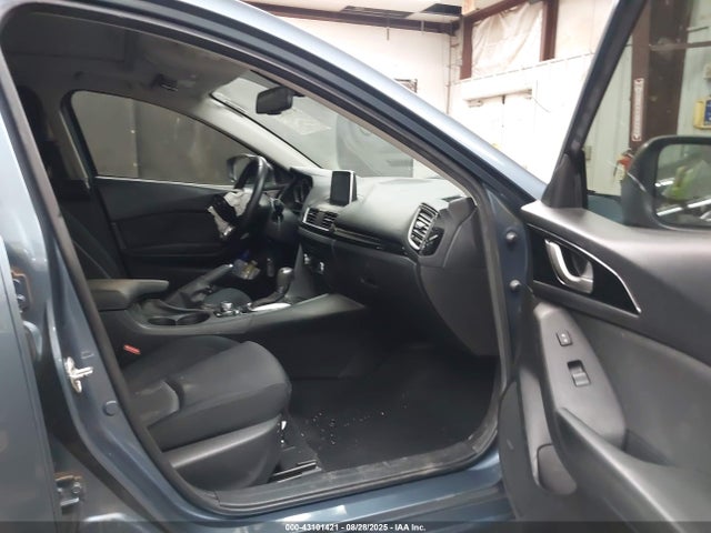 3MZBM1M79GM326202 Mazda pe