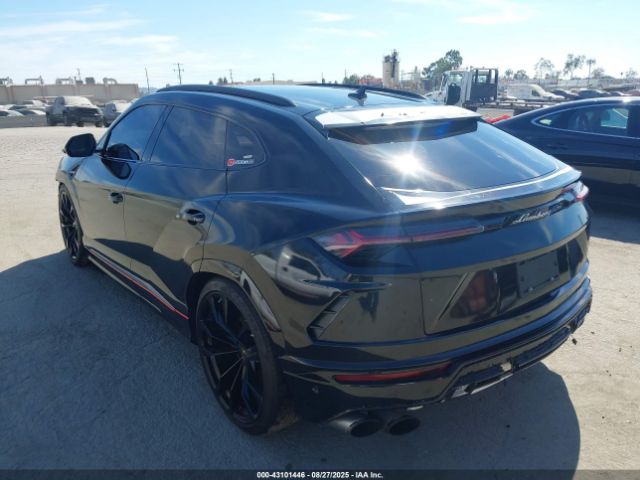 2020 LAMBORGHINI URUS ZPBUA1ZLXLLA09592 Photo 2