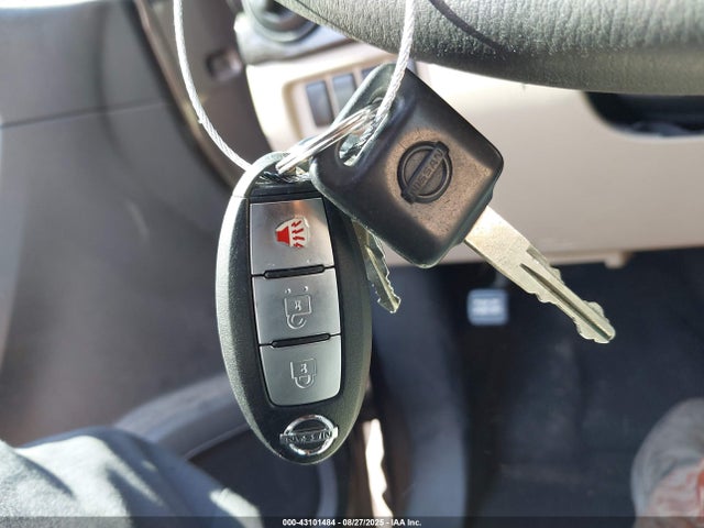1N6AA1EK2HN530676 Nissan 2017