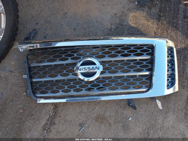 1N6AA1EK2HN530676 Nissan 2017