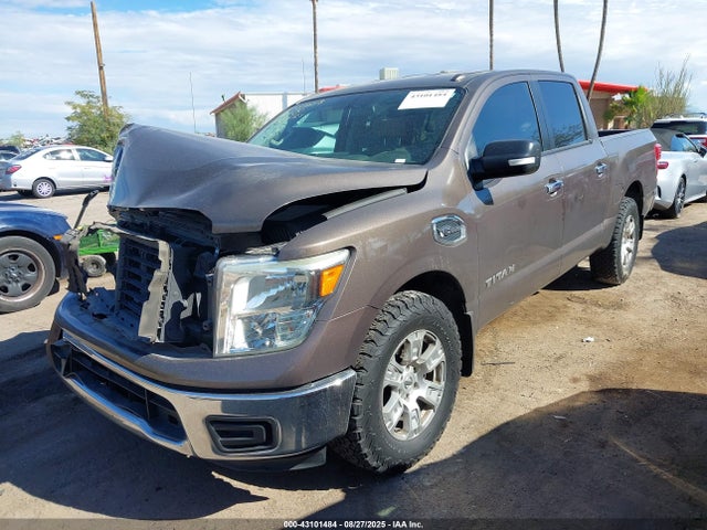 1N6AA1EK2HN530676 Nissan 2017