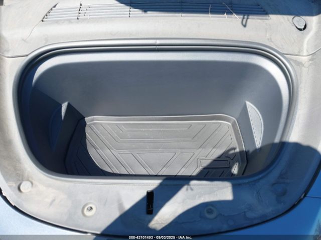 2023 TESLA MODEL Y 7SAYGDEE8PA122529 Photo 9