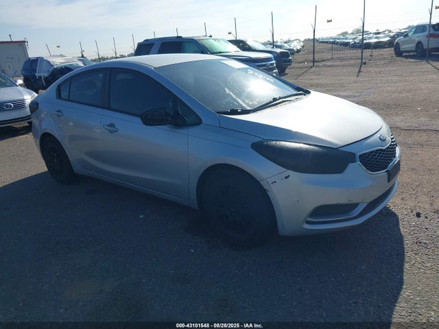 KIA dohc mpi nu 2015 KNAFK4A63F5335518 Image 1