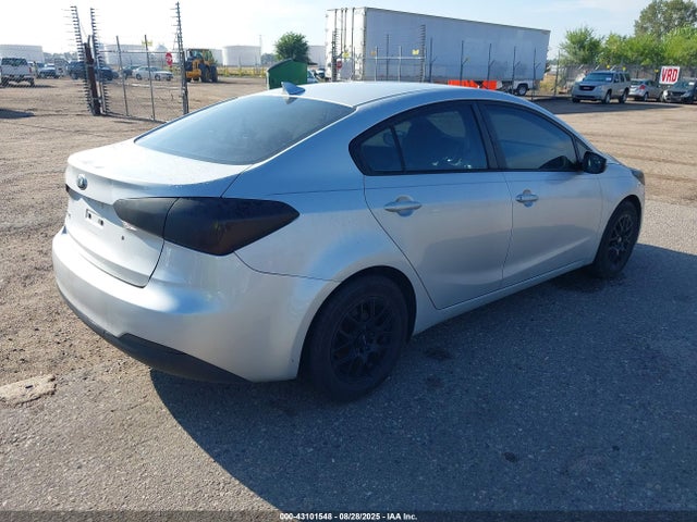KIA dohc mpi nu 2015 KNAFK4A63F5335518 Image 4