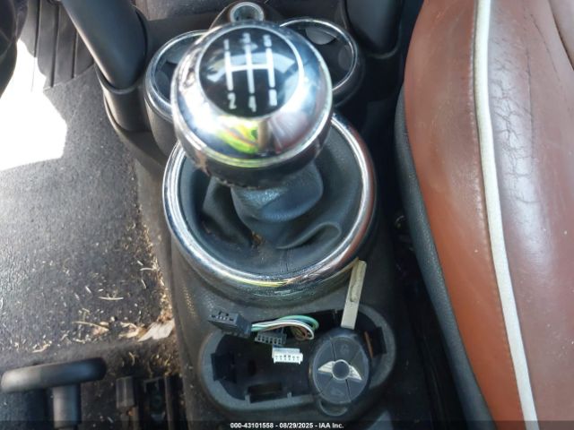 2007 MINI COOPER WMWRF33517TF66644 Photo 10