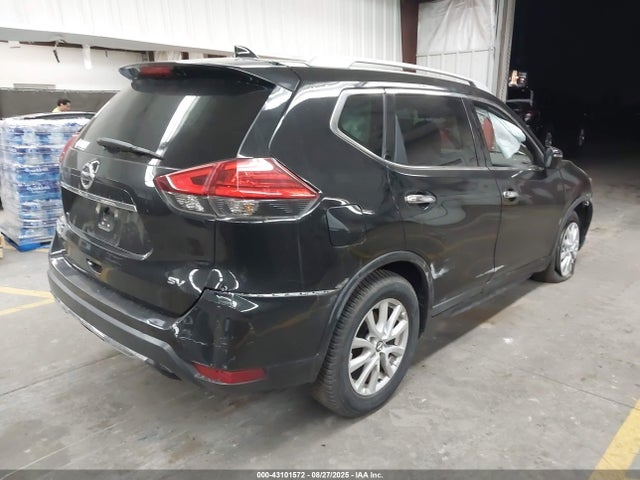 5N1AT2MT8HC815886 Nissan 2017