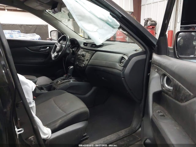 5N1AT2MT8HC815886 Nissan 2017