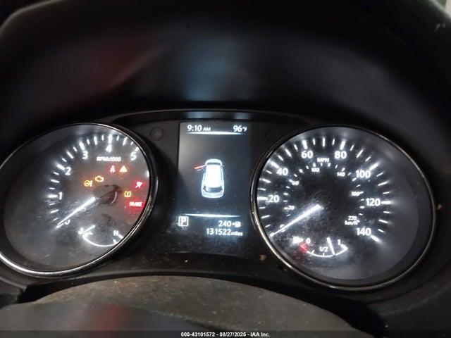 5N1AT2MT8HC815886 Nissan 2017