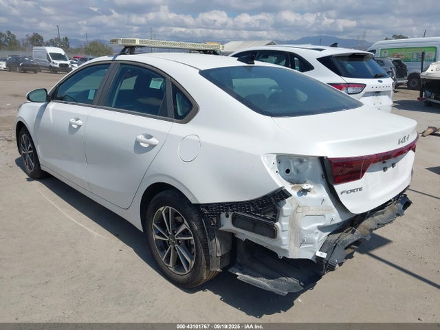 3KPF24AD9RE777262 KIA mpi nu