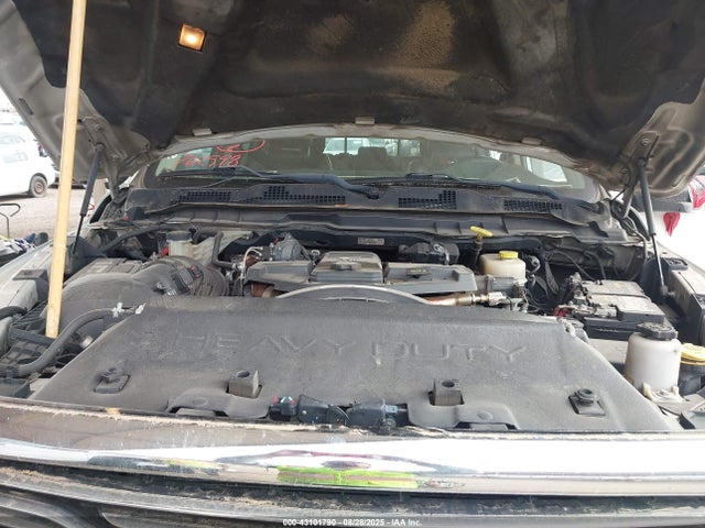 RAM 3500 2017 3C63RRKL6HG762598 Image 9