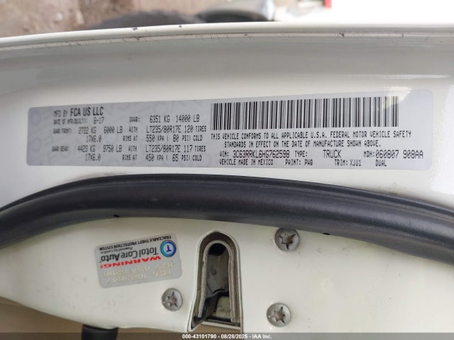 RAM 3500 2017 3C63RRKL6HG762598 Image 8