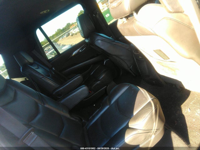 2015 CADILLAC ESCALADE 1GYS4PKJ4FR736482 Photo 7