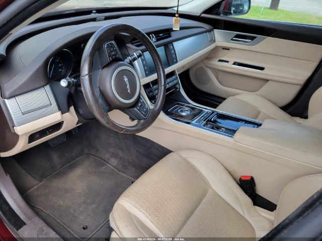 2016 JAGUAR XF SAJBE4BV7GCY11587 Photo 5