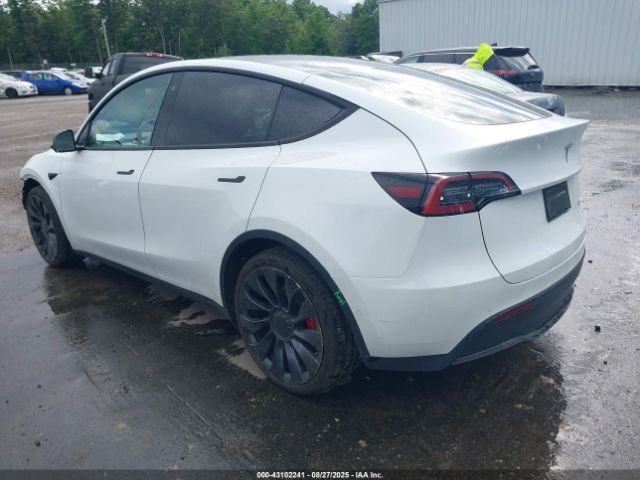 2022 TESLA MODEL Y 7SAYGDEF7NF540878 Photo 2