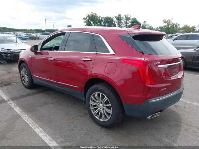2019 CADILLAC XT5 1GYKNDRS3KZ251870 Photo 2
