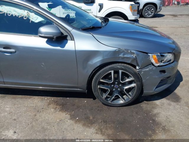 2018 VOLVO S60 YV140MTLXJ2453878 Photo 5