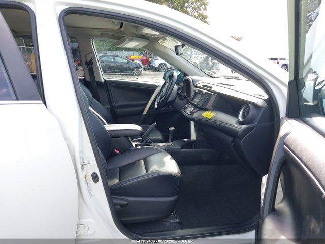 43102406 :رقم المزاد ، 2T3DFREV3FW285094 vin ، 2015 Toyota Rav4 Limited مزاد بيع