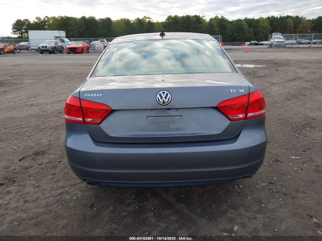 Продажа на аукционе авто 2015 Volkswagen Passat 2.0l Tdi Se, vin: 1VWBV7A3XFC092475, номер лота: 43102461
