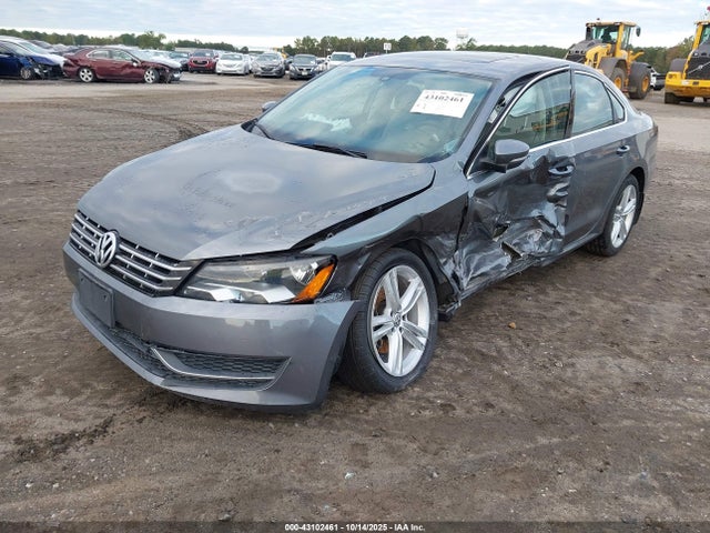 Продажа на аукционе авто 2015 Volkswagen Passat 2.0l Tdi Se, vin: 1VWBV7A3XFC092475, номер лота: 43102461
