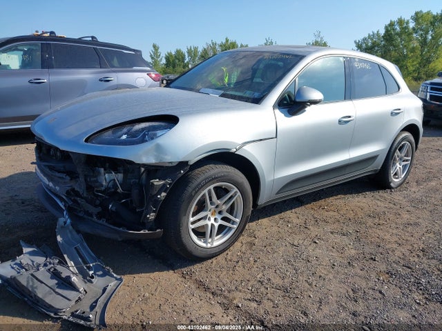 2019 PORSCHE MACAN WP1AA2A52KLB03654 Photo 1