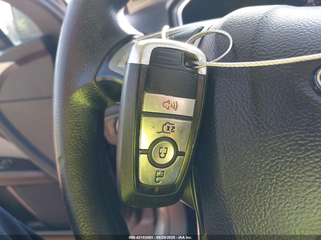 Ford 2019 2019 3FA6P0G75KR277129 Image 11