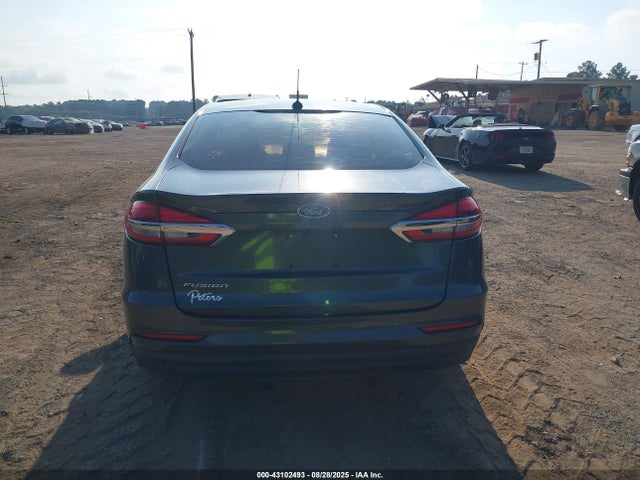 Ford 2019 2019 3FA6P0G75KR277129 Image 16
