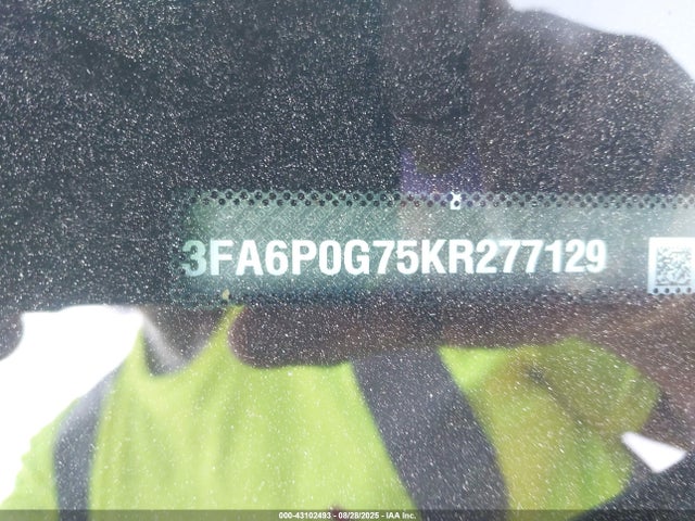 Ford 2019 2019 3FA6P0G75KR277129 Image 9