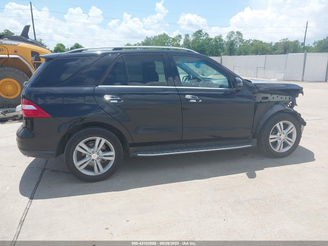 Mercedes-Benz 2014 2014 4JGDA5JBXEA275870 Image 13