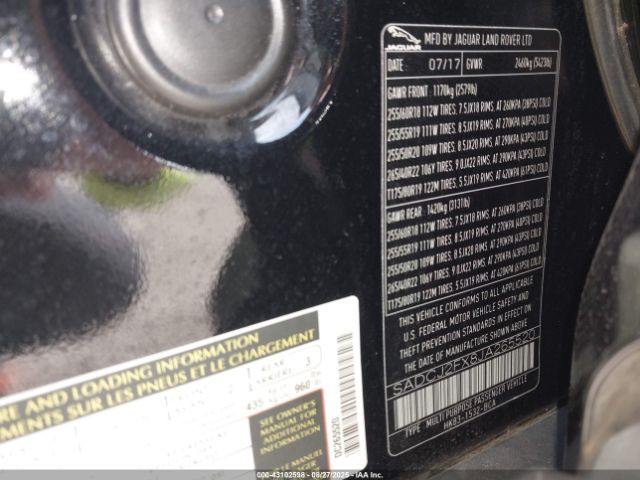 2018 JAGUAR F-PACE SADCJ2FX8JA265520 Photo 8