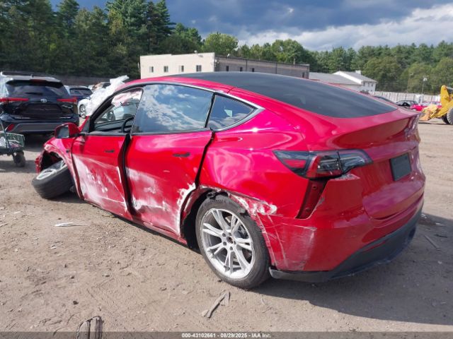 2023 TESLA MODEL Y 7SAYGDEE9PA135077 Photo 2