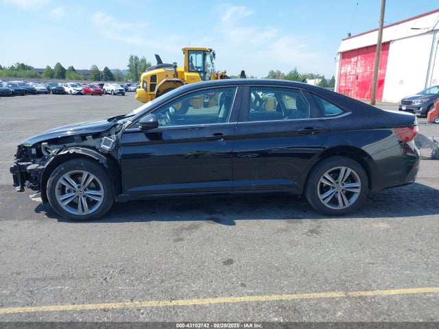 3VWEM7BU0RM033395 Volkswagen tsi