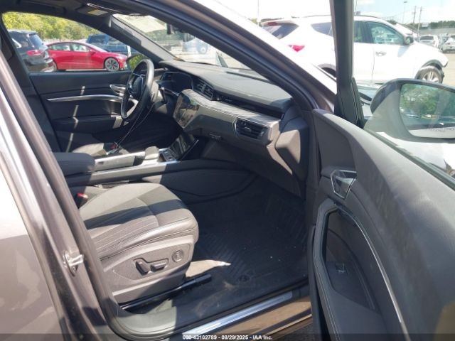 2022 AUDI E-TRON WA1LAAGE9NB010047 Photo 4