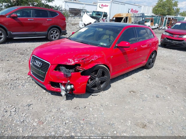 2012 AUDI A3 WAUMFAFM9CA037494 Photo 1