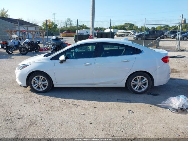 1G1BE5SM5H7204957 Chevrolet le2 -di: direct injection, vvt: variable valve timing, gen, alum