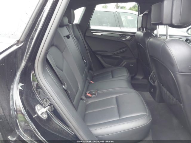 2020 PORSCHE MACAN WP1AB2A5XLLB32981 Photo 7