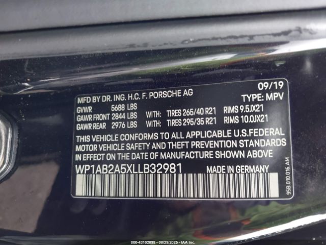 2020 PORSCHE MACAN WP1AB2A5XLLB32981 Photo 8