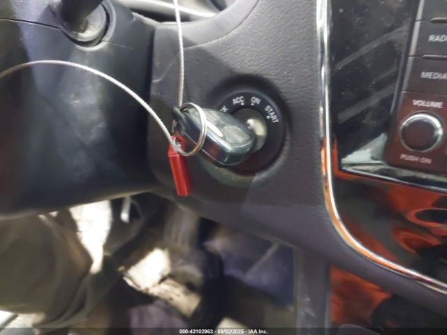 2011 CHRYSLER 200 1C3BC2FBXBN613810 Photo 10