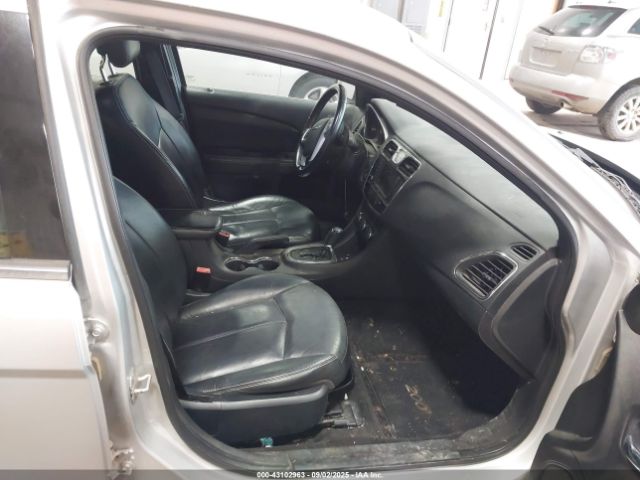 2011 CHRYSLER 200 1C3BC2FBXBN613810 Photo 4