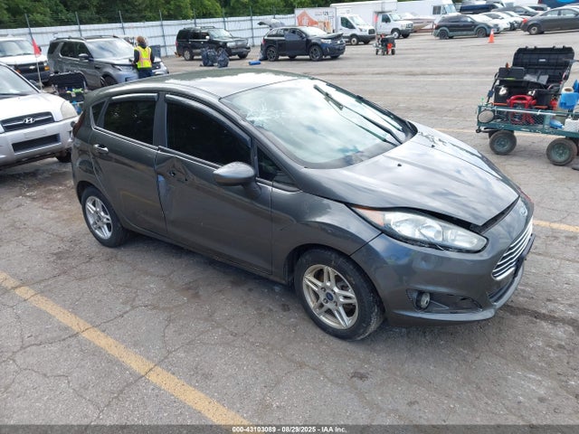 43103089 :رقم المزاد ، 3FADP4EJ7KM145158 vin ، 2019 Ford Fiesta Se مزاد بيع