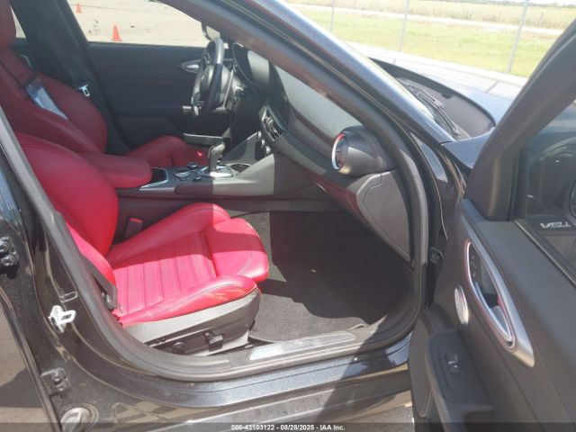 2024 ALFA ROMEO GIULIA ZARFAMBN9R7677677 Photo 4