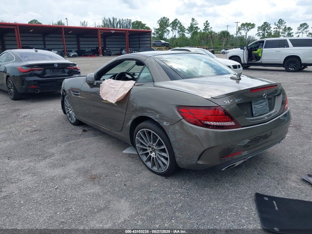 2019 MERCEDES-BENZ SLC 300 WDDPK3JAXKF158997 Photo 2