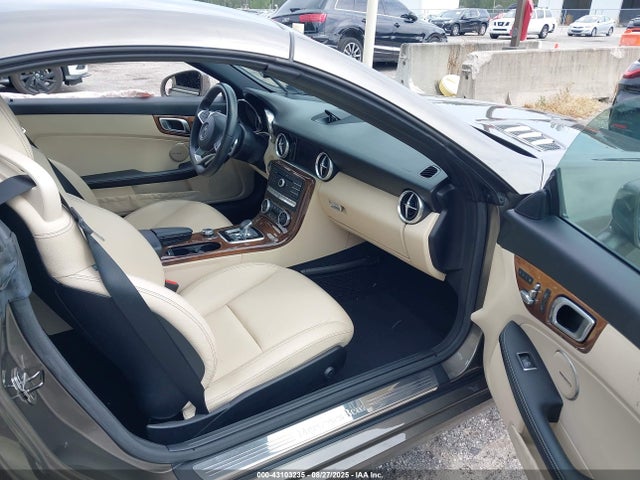 2019 MERCEDES-BENZ SLC 300 WDDPK3JAXKF158997 Photo 4
