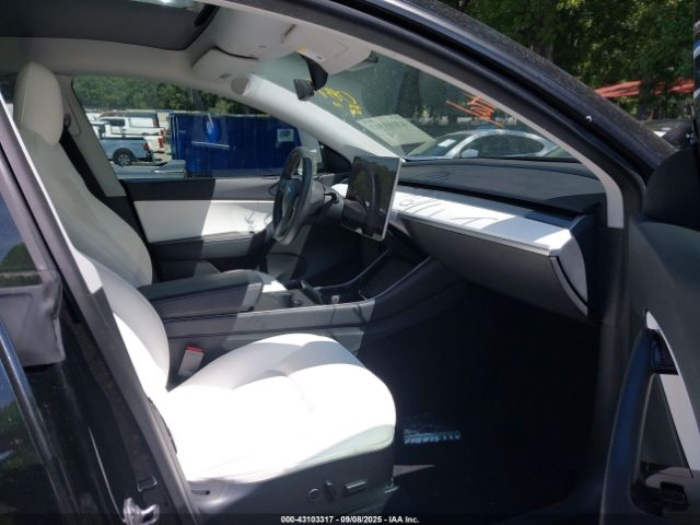 2021 TESLA MODEL Y 5YJYGDEE6MF080874 Photo 4